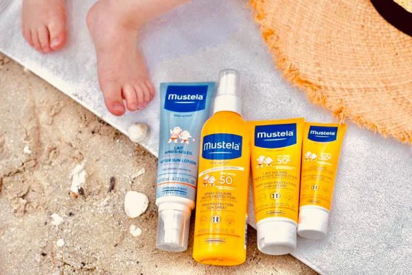 Pensez à protéger la peau de vos bébés / enfants contre le soleil !