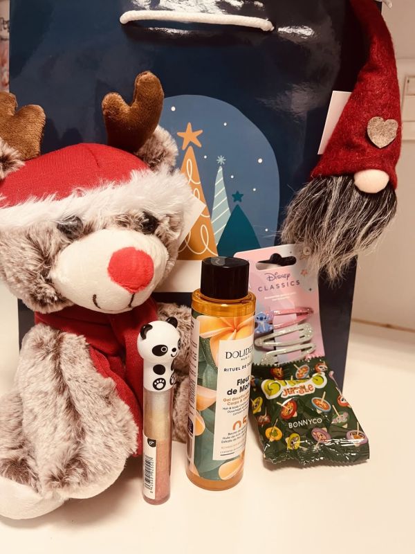 🎉🎄 Résultats du Concours de Décor de Sapin ! 🎄