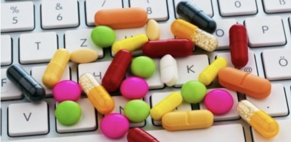 Médicaments: la vente en ligne et les pharmaciens d&#039;officine au Maroc